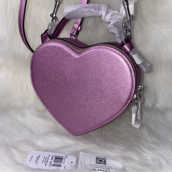 Coach Heart Crossbody New - Picture 10 of 15